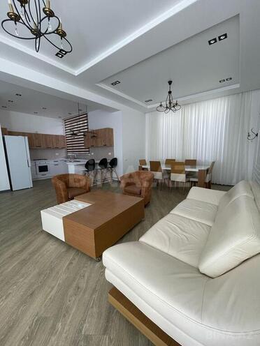 4 otaqlı həyət evi/bağ evi - Şüvəlan q. - 250 m² (5)