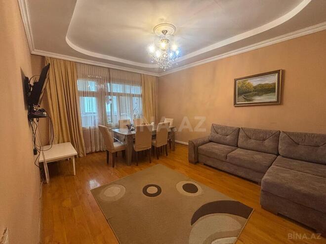 3 otaqlı köhnə tikili - Gəncə - 70 m² (1)