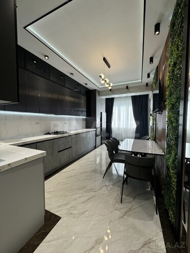 3-комн. новостройка - м. 28 мая - 137 м² (7)