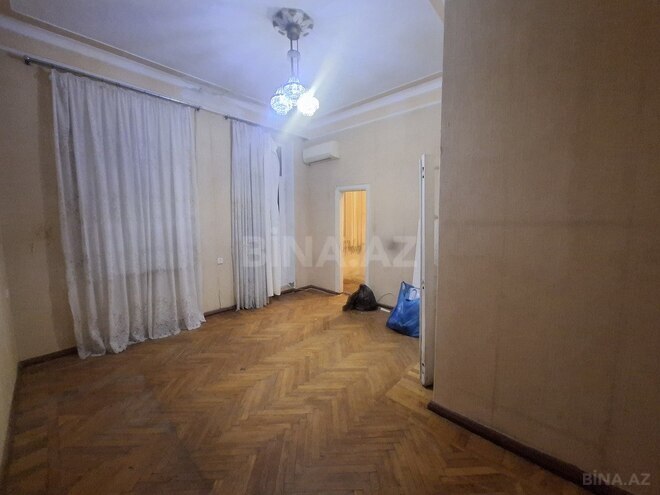 2 otaqlı köhnə tikili - 28 May m. - 40 m² (3)