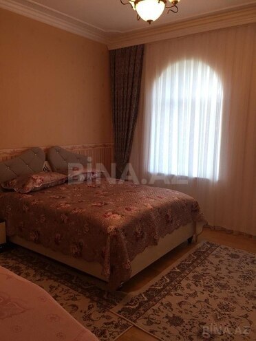 6 otaqlı həyət evi/bağ evi - Novxanı q. - 300 m² (7)