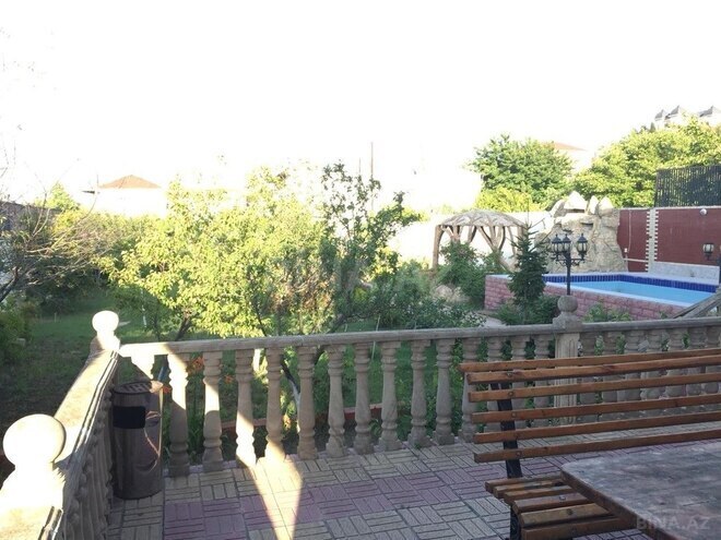 6 otaqlı həyət evi/bağ evi - Novxanı q. - 300 m² (17)