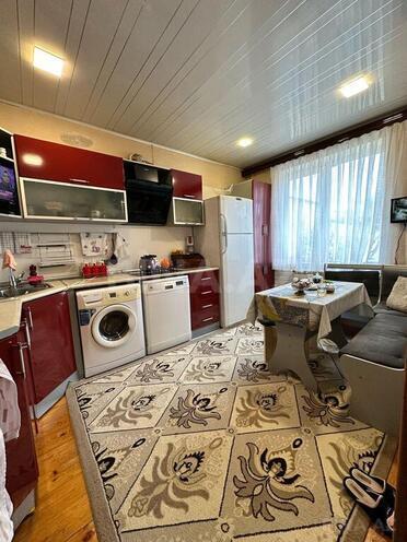 7 otaqlı həyət evi/bağ evi - Qaraçuxur q. - 220 m² (11)