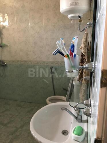 6 otaqlı həyət evi/bağ evi - Novxanı q. - 220 m² (12)