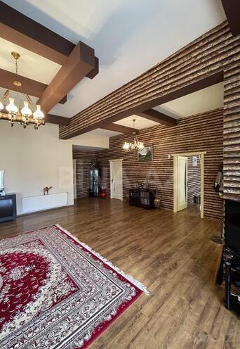 4 otaqlı həyət evi/bağ evi - Şüvəlan q. - 165 m² (10)