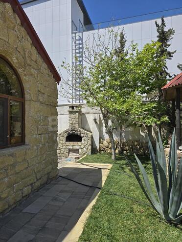 4 otaqlı həyət evi/bağ evi - Şüvəlan q. - 165 m² (2)