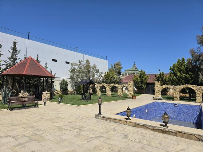 4 otaqlı həyət evi/bağ evi - Şüvəlan q. - 165 m² (1)