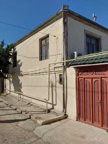 6 otaqlı həyət evi/bağ evi - Bakıxanov q. - 250 m² (1)