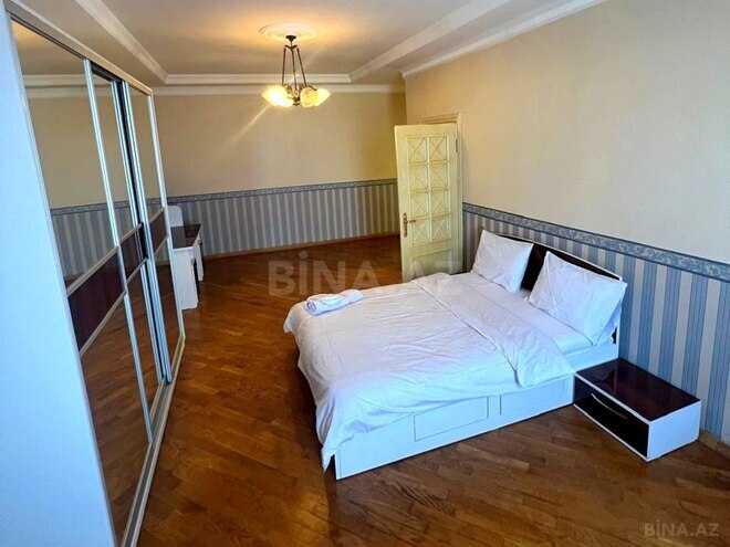 8 otaqlı həyət evi/bağ evi - Badamdar q. - 935 m² (8)
