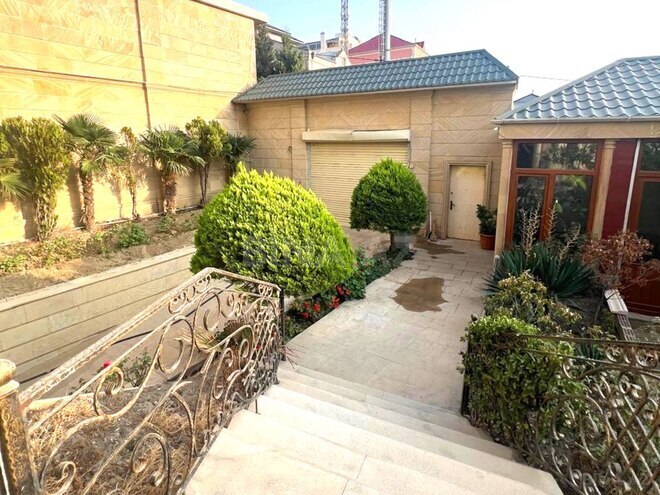 8 otaqlı həyət evi/bağ evi - Badamdar q. - 935 m² (25)