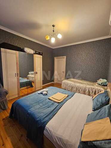 4 otaqlı həyət evi/bağ evi - Qəbələ - 130 m² (8)