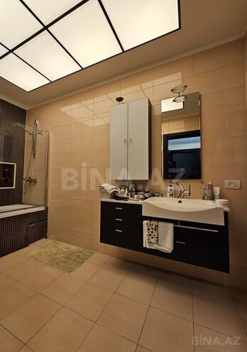 3 otaqlı yeni tikili - Şah İsmayıl Xətai m. - 136 m² (23)