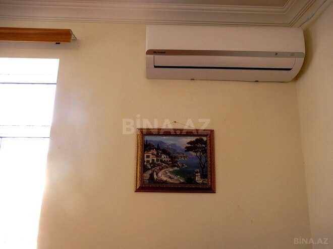 5 otaqlı həyət evi/bağ evi - Novxanı q. - 200 m² (25)