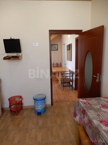 5 otaqlı həyət evi/bağ evi - Novxanı q. - 200 m² (8)