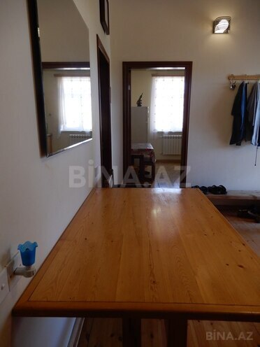 5 otaqlı həyət evi/bağ evi - Novxanı q. - 200 m² (7)