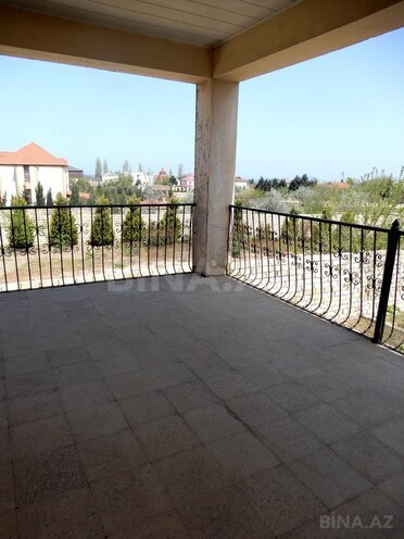 5 otaqlı həyət evi/bağ evi - Novxanı q. - 200 m² (18)