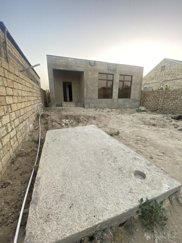 3 otaqlı həyət evi/bağ evi - Novxanı q. - 95 m² (1)