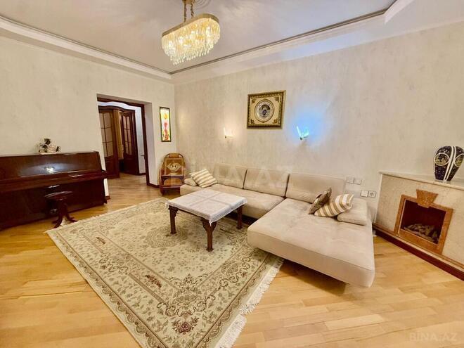 4-комн. вторичка - м. Шах Исмаил Хатаи - 1100 м² (1)