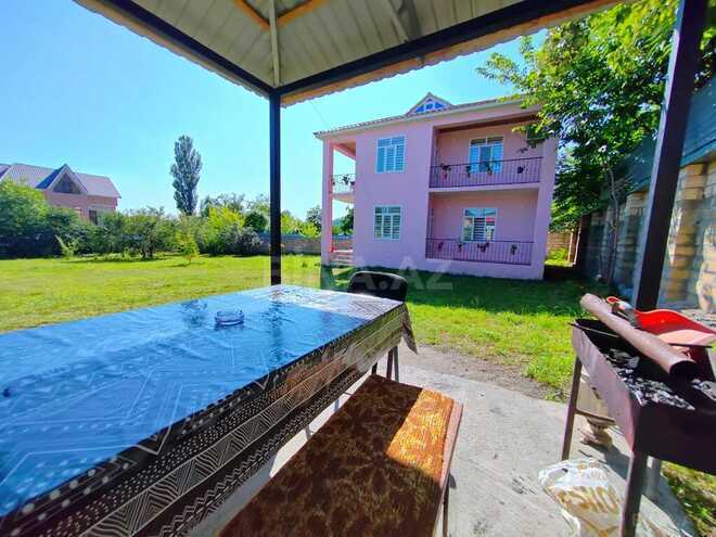 5 otaqlı həyət evi/bağ evi - Qəbələ - 150 m² (24)