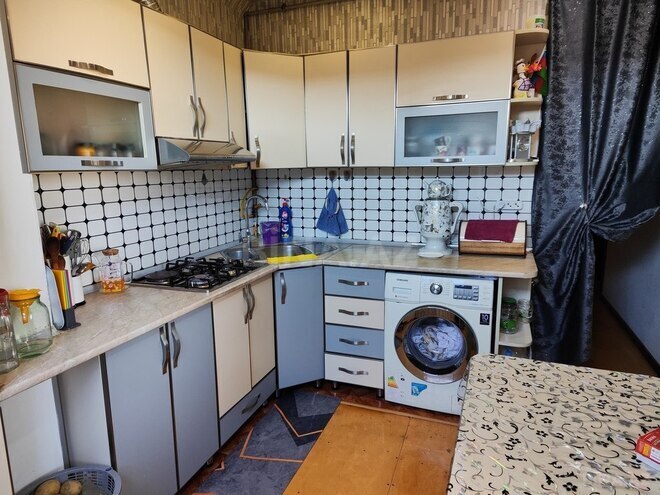 3 otaqlı köhnə tikili - Buzovna q. - 72 m² (1)
