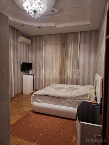 8 otaqlı həyət evi/bağ evi - Novxanı q. - 500 m² (15)