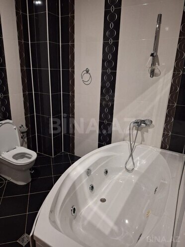 8 otaqlı həyət evi/bağ evi - Novxanı q. - 500 m² (14)