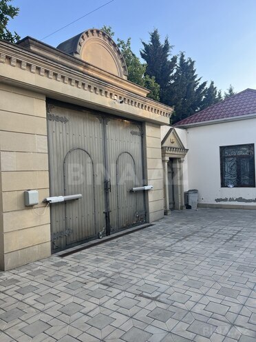 8 otaqlı həyət evi/bağ evi - Novxanı q. - 500 m² (2)