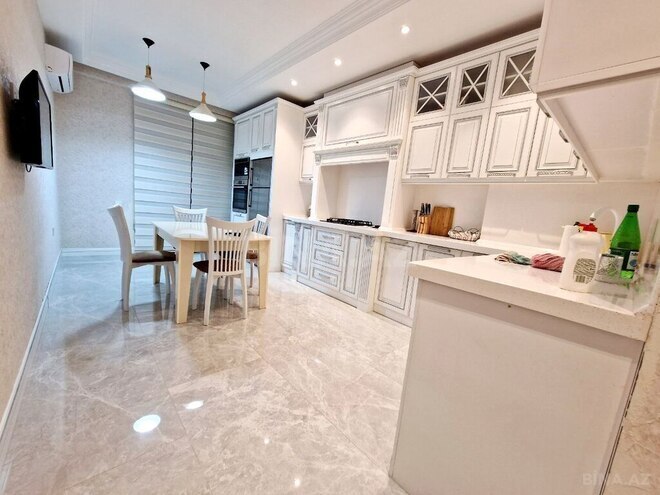 3 otaqlı yeni tikili - Elmlər Akademiyası m. - 140 m² (22)