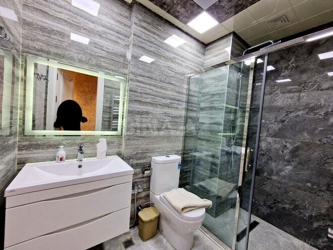 3 otaqlı yeni tikili - Elmlər Akademiyası m. - 140 m² (27)