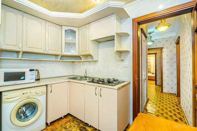 3-комн. вторичка - м. Сахил - 85 м² (15)