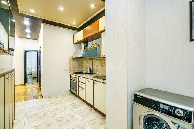 Сдаётся 3-комн. вторичка 107 м², м. Сахил, photo 16 from 32