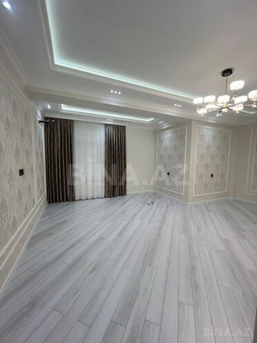 3-комн. новостройка - м. 20 января - 140 м² (3)