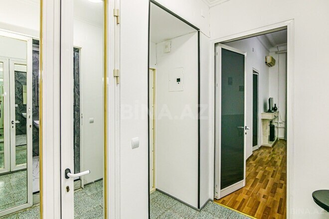 Сдаётся 3-комн. вторичка 103 м², м. Сахил, photo 4 from 32
