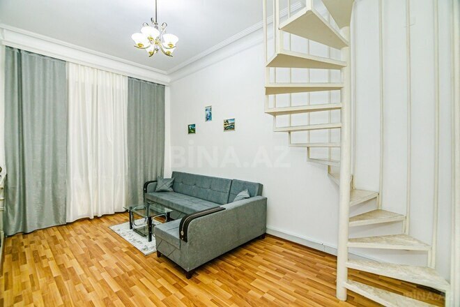 Сдаётся 3-комн. вторичка 103 м², м. Сахил, photo 27 from 32