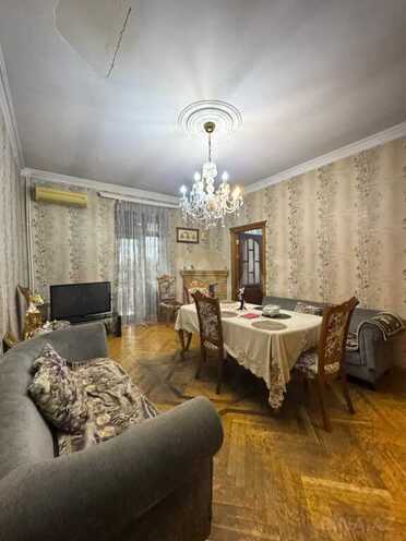 3-комн. вторичка - м. Элмляр Академиясы - 80 м² (1)