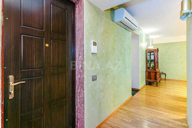 İcarəyə verilir 2 otaqlı köhnə tikili 88 m², 28 May m., photo 15 from 32