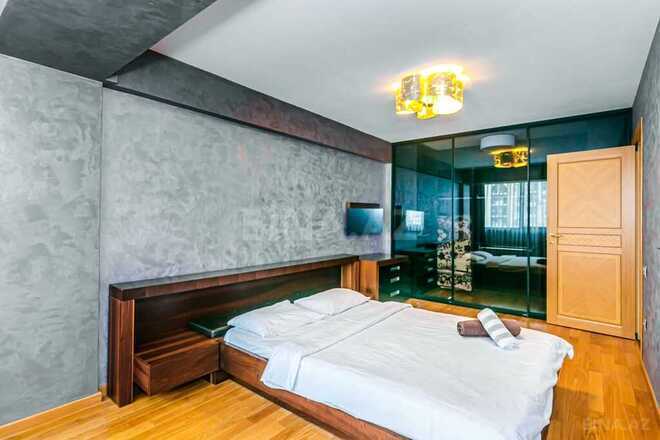 İcarəyə verilir 2 otaqlı köhnə tikili 88 m², 28 May m., photo 12 from 32
