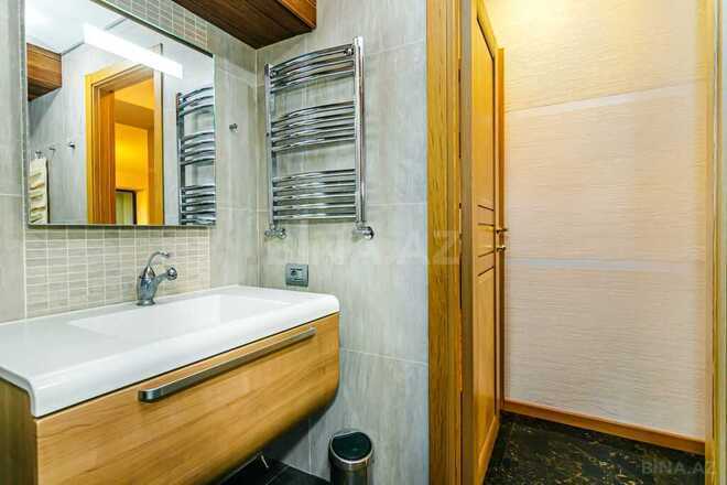 İcarəyə verilir 2 otaqlı köhnə tikili 88 m², 28 May m., photo 25 from 32