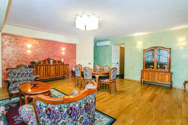 İcarəyə verilir 2 otaqlı köhnə tikili 88 m², 28 May m., photo 16 from 32