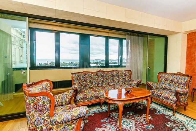 İcarəyə verilir 2 otaqlı köhnə tikili 88 m², 28 May m., photo 21 from 32