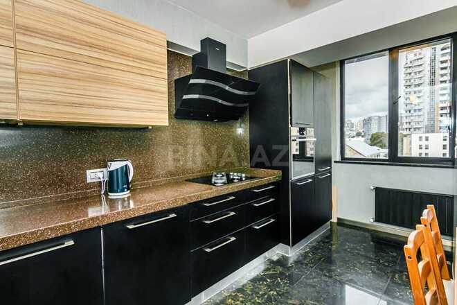İcarəyə verilir 2 otaqlı köhnə tikili 88 m², 28 May m., photo 4 from 32