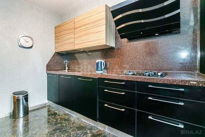 İcarəyə verilir 2 otaqlı köhnə tikili 88 m², 28 May m., photo 19 from 32