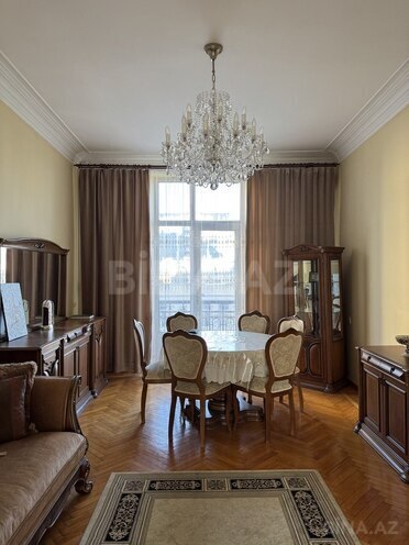 Satılır 3 otaqlı köhnə tikili 80 m², Nizami m., photo 3 from 14