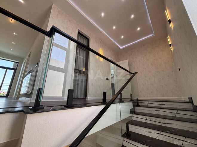 5-комн. дом/дача - пос. Шувеляны - 250 м² (25)