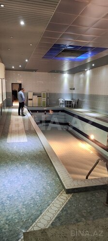 7 otaqlı həyət evi/bağ evi - Bakıxanov q. - 710 m² (4)