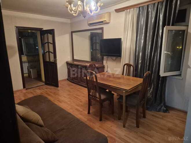 3-комн. вторичка - м. Иншаатчылар - 65 м² (1)