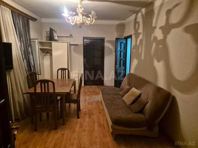 3-комн. вторичка - м. Иншаатчылар - 65 м² (2)