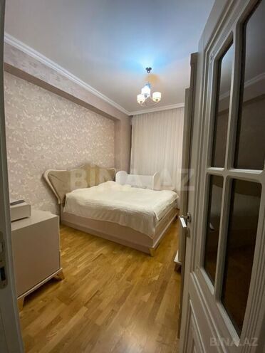 2-комн. новостройка - м. Нефтчиляр - 75 м² (8)