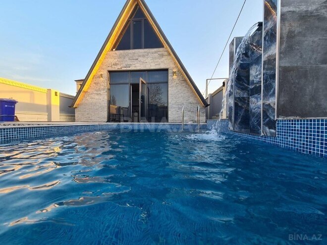 4 otaqlı həyət evi/bağ evi - Novxanı q. - 180 m² (1)