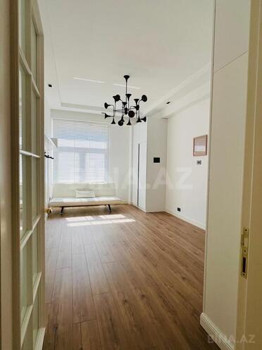 4-комн. новостройка - Хатаинский р. - 157 м² (3)